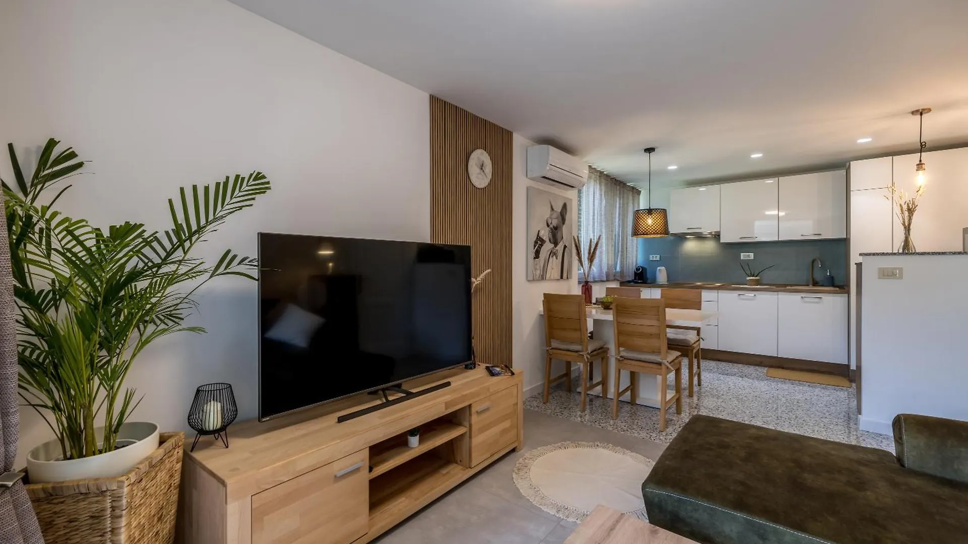 Olive Shade - Apartment Near The Beach Split
