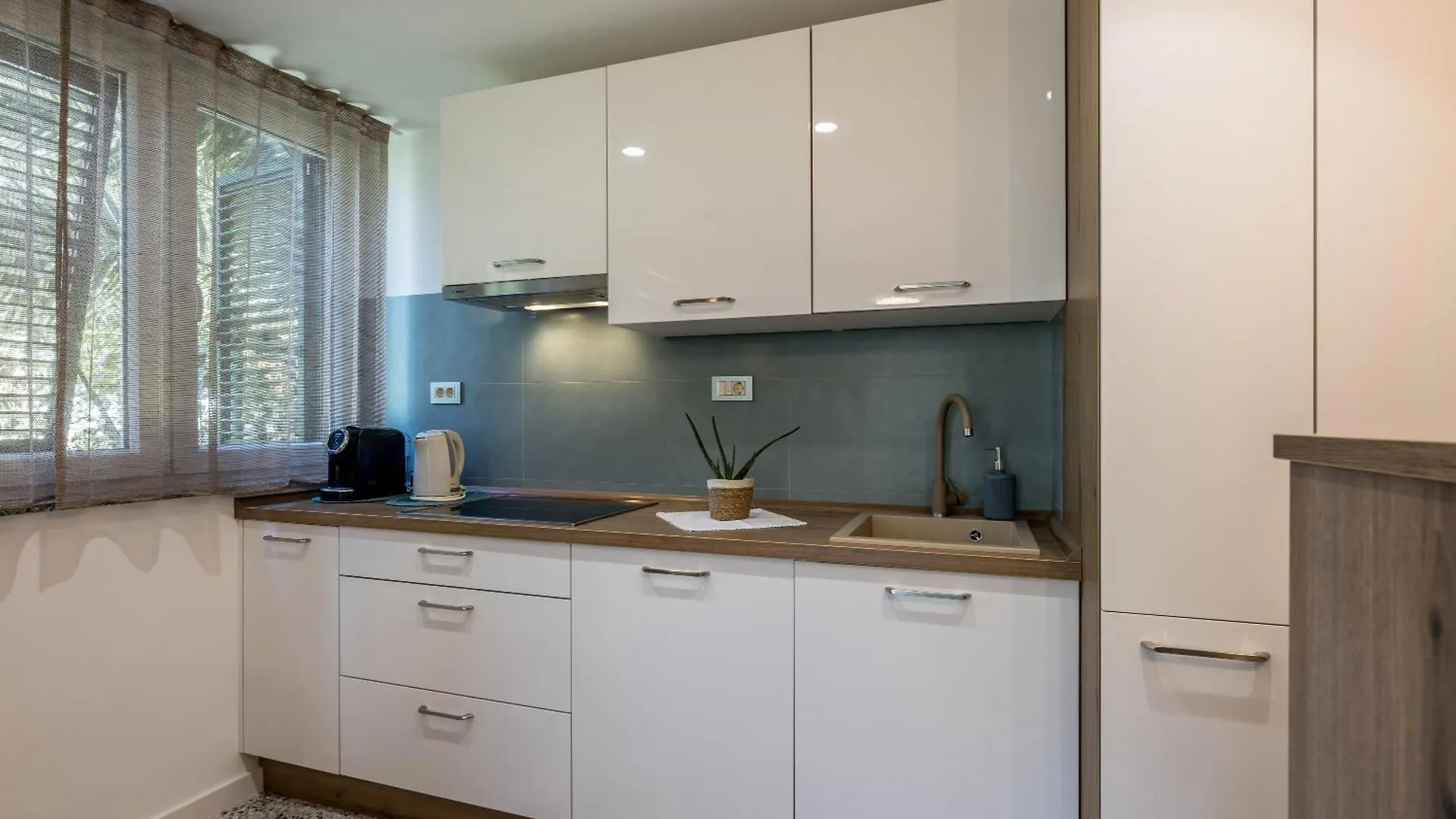 Olive Shade - Apartment Near The Beach Split