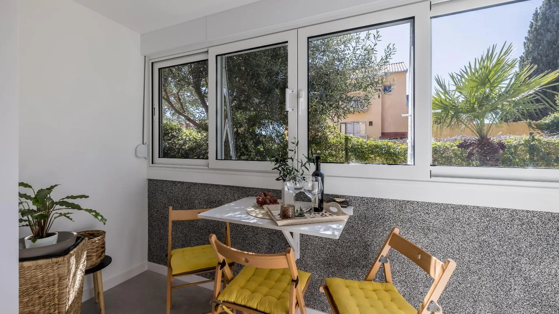 Olive Shade - Apartment Near The Beach Split